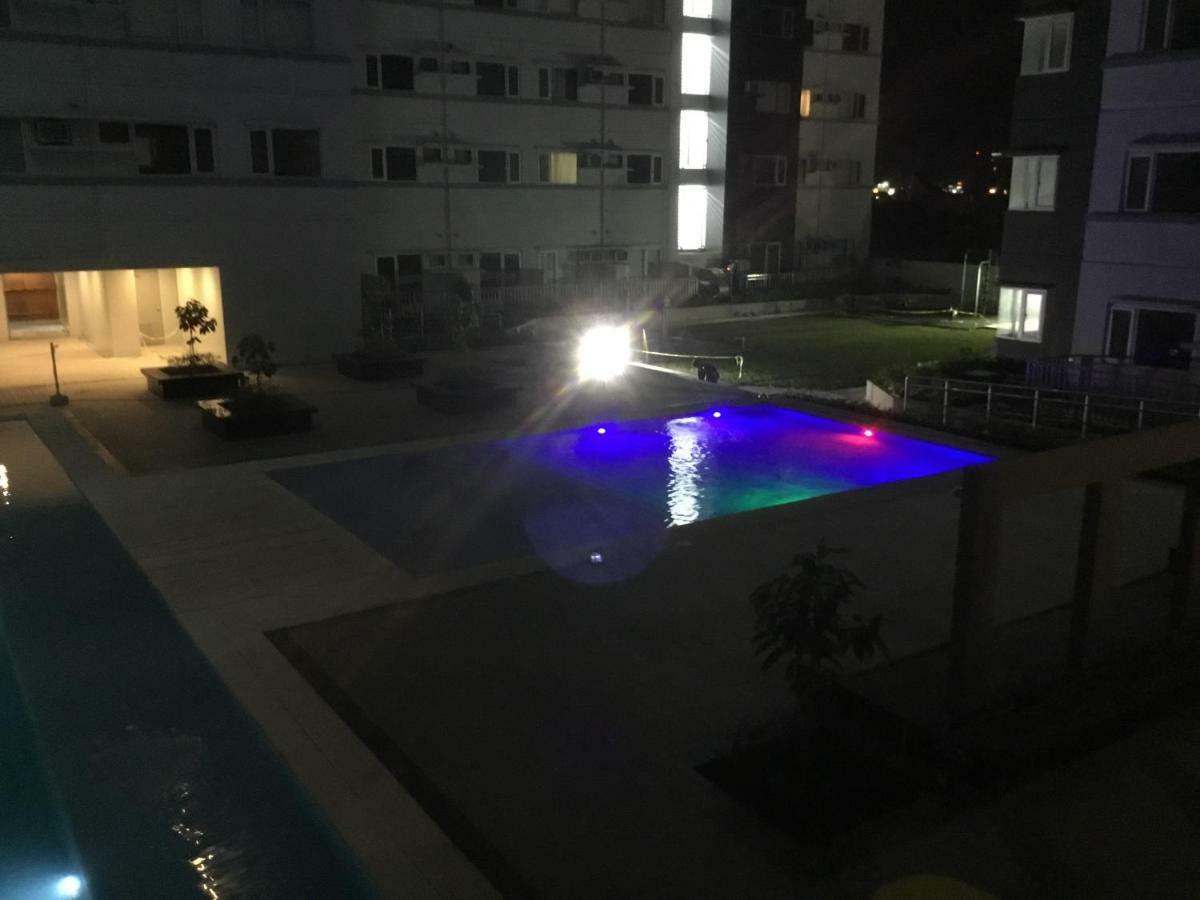 Appartamento Davao Avida Towers By Jyu Esterno foto